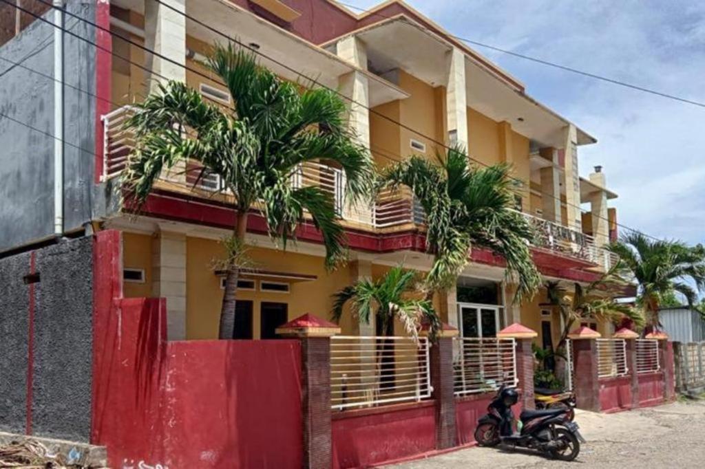 Spot On 3605 Clarichie Guest House Kupang  Buitenkant foto